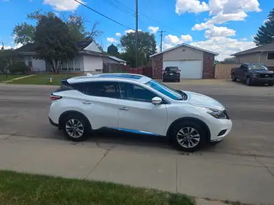 2018 Nissan Murano SL AWD – Excellent Condition – Low KM $22,900 OBO Downsizing Selling my well-main...
