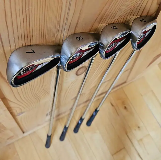 Top Flite Tour Irons — 7, 8, 9 + PW (Right-Handed) in Golf in Ottawa - Image 10