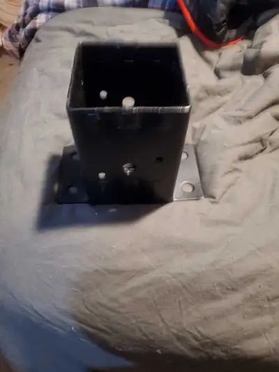 4x4 Bolt down, View more