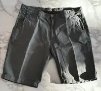Men’s shorts POINT ZERO size 40 pour homme
