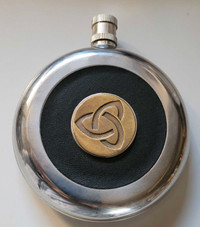Stainless Steel Celtic Trinity Knot Flask with Removable ShotCup