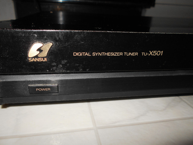 Vintage Sansui TU-X501 Tuner Stereo Digital Synthesizer AM FM in Stereo Systems & Home Theatre in Barrie - Image 2