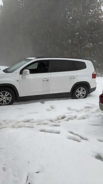 Clean rust free car, runs great, was my summer car since May 2023, bought it with 212000km, low use...