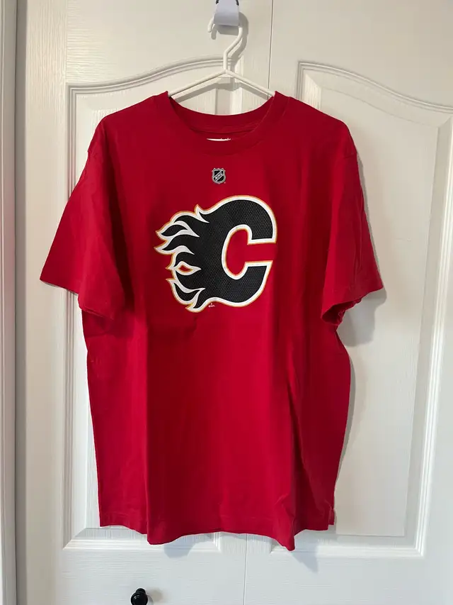 XL Calgary Flames Cammalleri T-Shirt