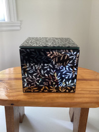 Black and Silver Mirrored Cube Keepsake Jewelry Box