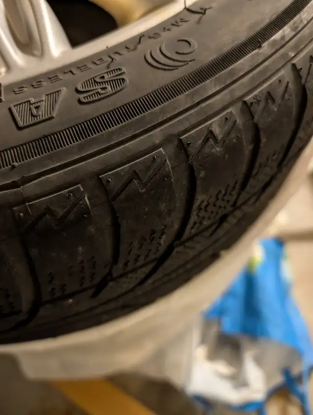 Winter Tires & Rims for Ford Fusion 225/50/R17 in Tires & Rims in London - Image 4