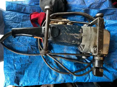 AEG 6 gauge nibbler, View more