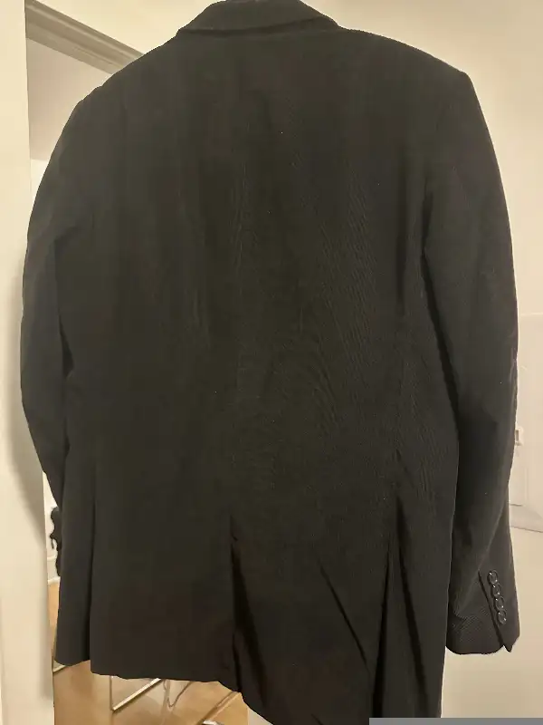 Men sport jacket - Suede in Men's in City of Toronto - Image 3