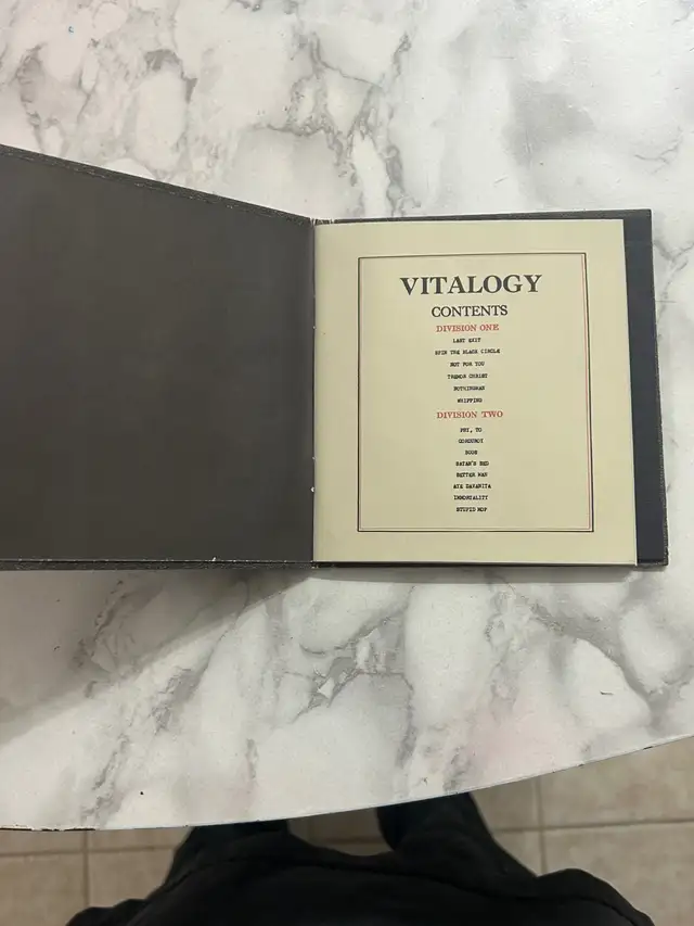 Vitalogy - Audio CD By Pearl Jam - VERY GOOD in CDs, DVDs & Blu-ray in Longueuil / South Shore - Image 4