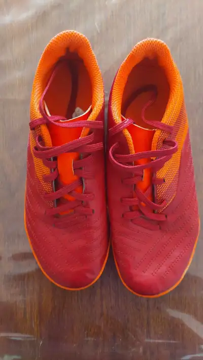Kipsta soccer shoes for teens, View more