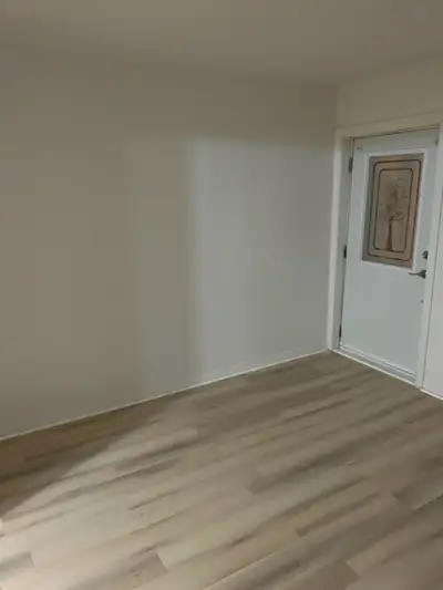 Très beau logement 4 ½ spacieux et lumineux, situé au centre-ville de Joliette, à distance de marche...