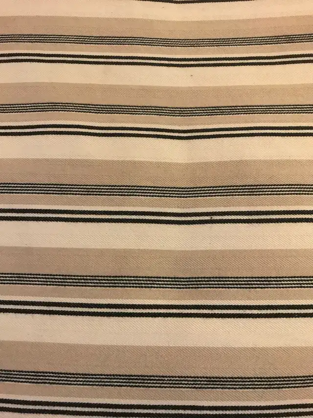 Pottery Barn Queen Reversible Duvet Cover Euro & Standard Shams in Bedding in City of Toronto - Image 3