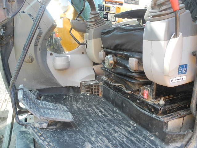 2015 John Deere 135G Hydraulic Excavator in Heavy Equipment in Abbotsford - Image 3