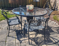 Solid iron table and chairs 
