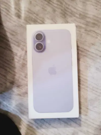 Selling an Apple iPhone 17 in perfect condition, complete with the original box and all accessories....