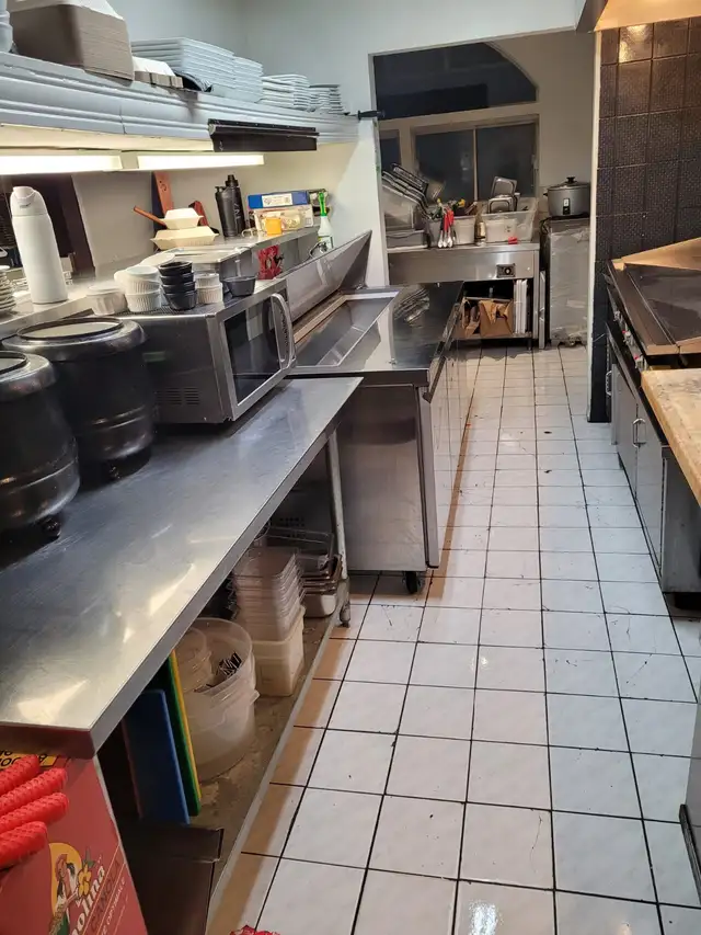 Restaurant à vendre in Industrial Kitchen Supplies in Laval / North Shore - Image 3