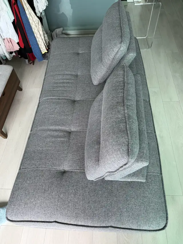 Structube Chameleon Customizable Sofa  in Couches & Futons in City of Toronto - Image 3