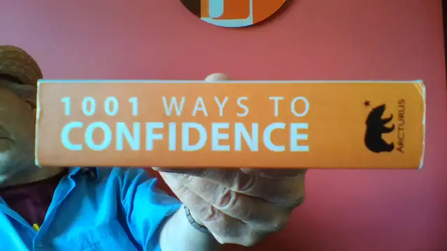 1001 WAYS TO CONFIDENCE 2012 softcover in Non-fiction in Winnipeg - Image 5