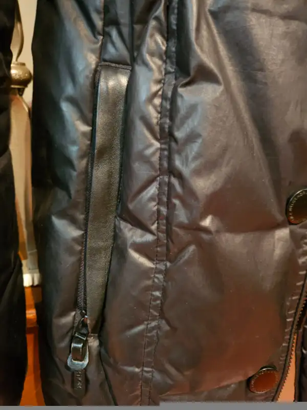 Winter Coat / Manteau d'hiver in Women's - Tops & Outerwear in City of Montréal - Image 6