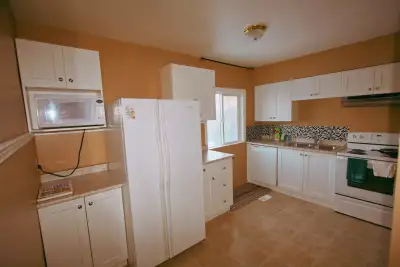 A clean two rooms suite in basement, available June 1st for rent in a bungalow near the University o...