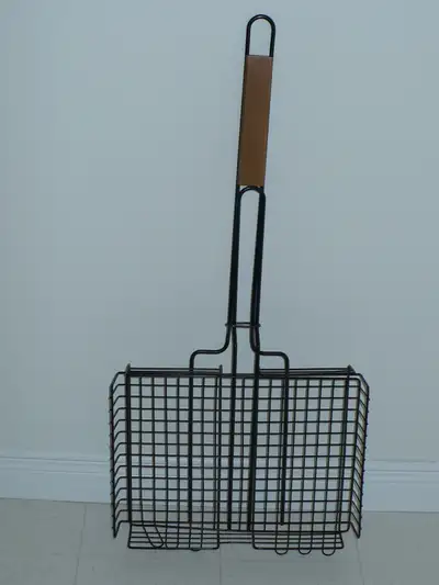 Grille pour B.Q. neuve, View more