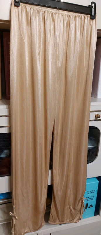 New- Satin Lace Embroided PJs- Night wear- women sz Small in Other in Oshawa / Durham Region - Image 4