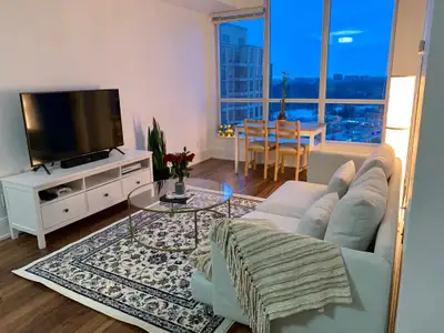 1 BED + 1 DEN CONDO RENTAL - 15 VIKING LANE