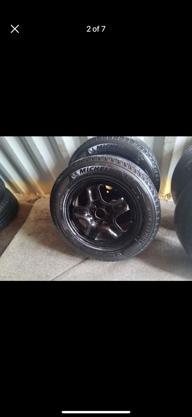 Set of 4 MICHELIN winter tires with rims (235 60 17) pattern (5× in Tires & Rims in Oakville / Halton Region - Image 3
