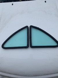 REAR QUARTEG GLASS 1955 to 1957 Chev or Pontiac 4 door sedan