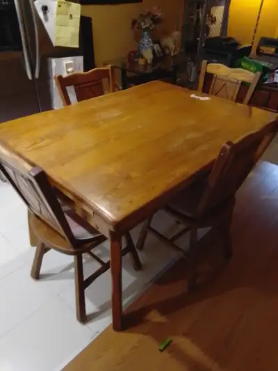 Table de cuisine a chaises  en bois, View more