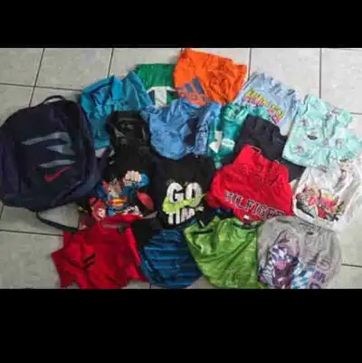 GROS LOT DE VÊTEMENTS GARÇON - Large et XL/ Boys clothing, View more