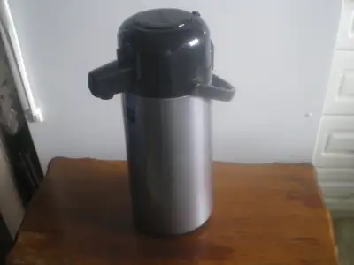 2.2L Bloomfield Vacuum Airpot Thermos, View more