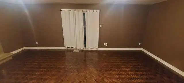 Spacious WALKOUT BASEMENT for rent in Long Term Rentals in Mississauga / Peel Region - Image 2