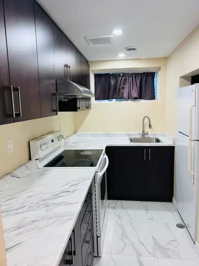 1 bedroom available in basement