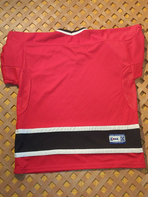 Men's Hockey Jersey Vintage 2XL Red Black White KOBE Blank( NEW) in Men's in Mississauga / Peel Region - Image 3