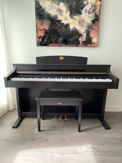 piano clavinova CLP-330, View more