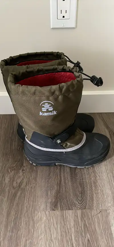 Snow shoes size-5 boys, View more