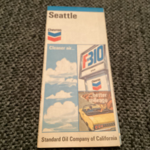 Vintage Advertising Chevron Oil Western US States City Road Maps in Arts & Collectibles in Kamloops - Image 3