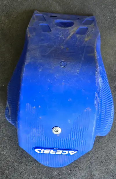 For 4 stroke bikes. I do ship.