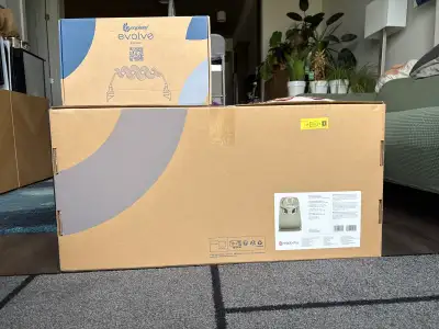 *BRAND NEW* Ergobaby 3-in-1 Evolve Bouncer & Toy Bar, View more