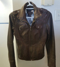 Danier Genuine Italian Women' leather jacket - Dark Brown, 3xs