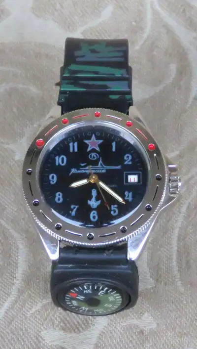 For sale beautiful vintage perfect running KOMANDIRSKIE Russian/Soviet military watch (made in Russi...