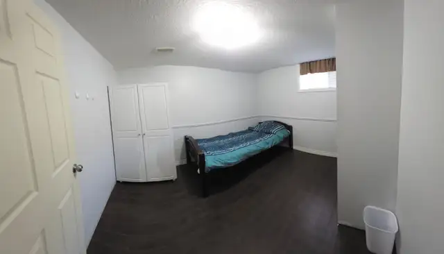 Private Room for Rent in Room Rentals & Roommates in Kitchener / Waterloo - Image 3