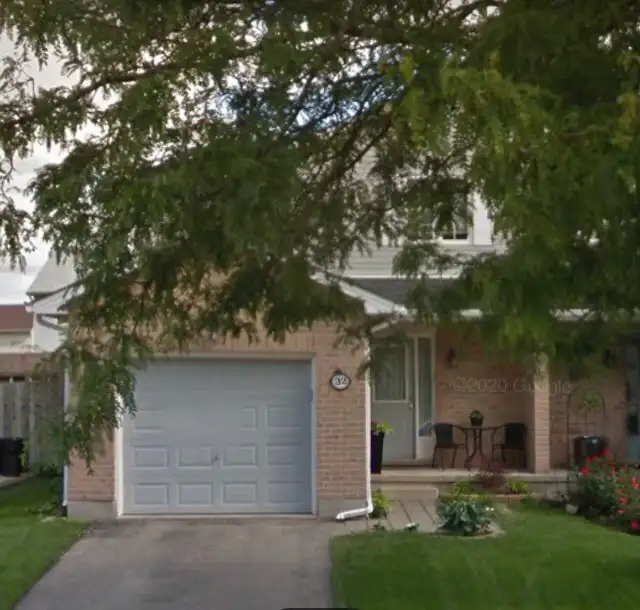 For sale by owner 32 Bowcott Crest, London, Ontario