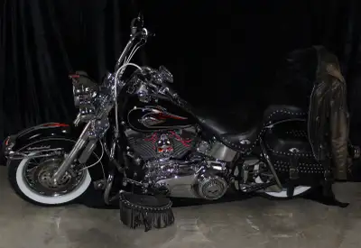2009 Heritage Softail. Must be seen to be really appreciated 35000 Kms. 8000.00 just in Chrome and U...