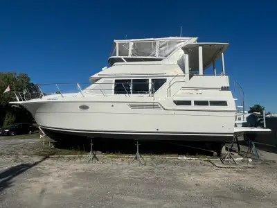We are selling our wonderful Carver with the intent to downsize. We love this boat but we simply don...