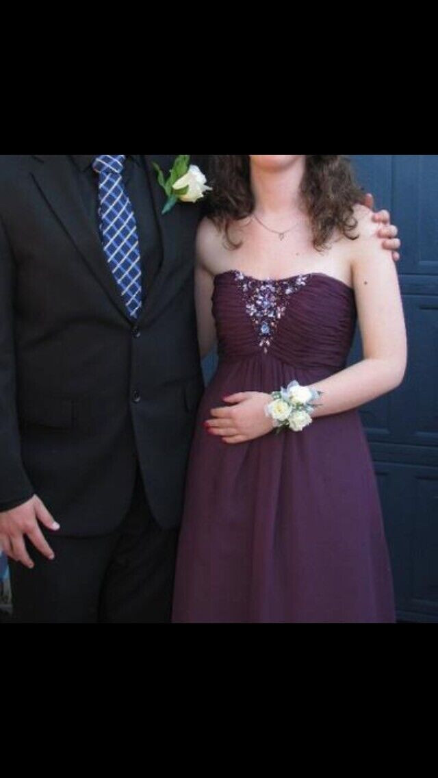 LIKE NEW size 02 strapless, purple prom /bridesmaid dress Women's Dresses & Skirts