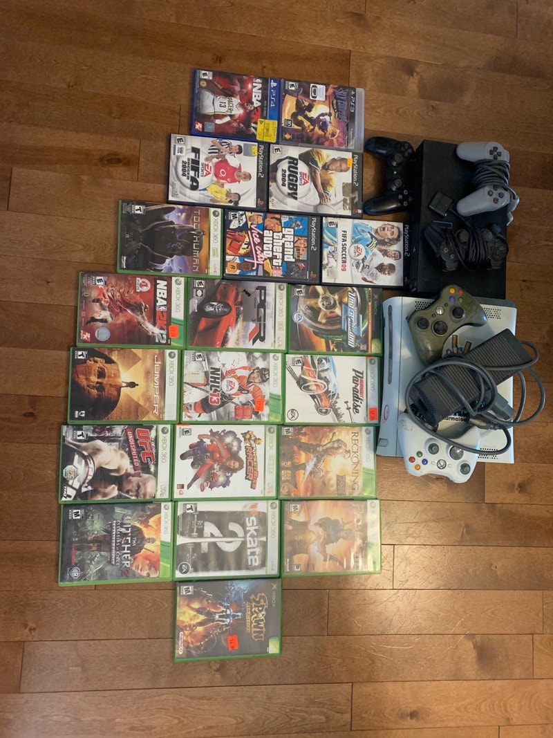 Xbox 360 and PlayStation 2 console, games, and controllers XBOX 360