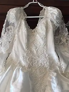 Robe de mariée in Wedding in Saint-Jean-sur-Richelieu - Image 7