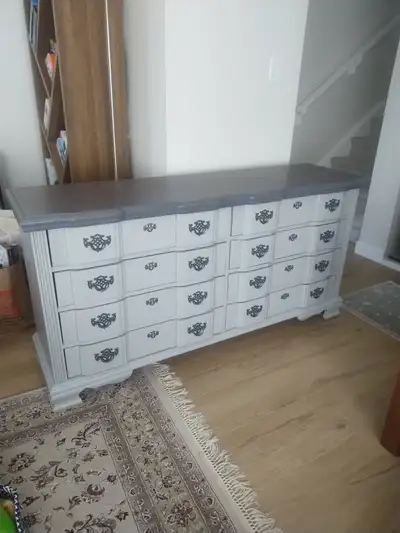 8-Drawer Dresser - Great Condition, View more
